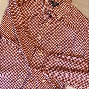 Mens Vineyard Vines button down shirt